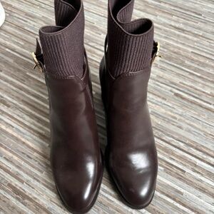 Chic Dark Brown Ankle Boots with Gold Buckle